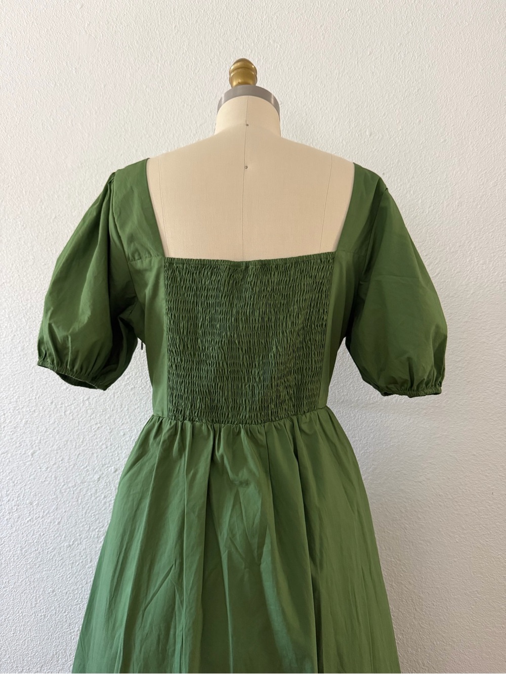 Olive Green Puff-Sleeve Midi Dress - Picture 4 of 8